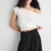 Pantaloni Wide Leg con dettaglio fibbia Pantaloni Wide Leg con dettaglio fibbia