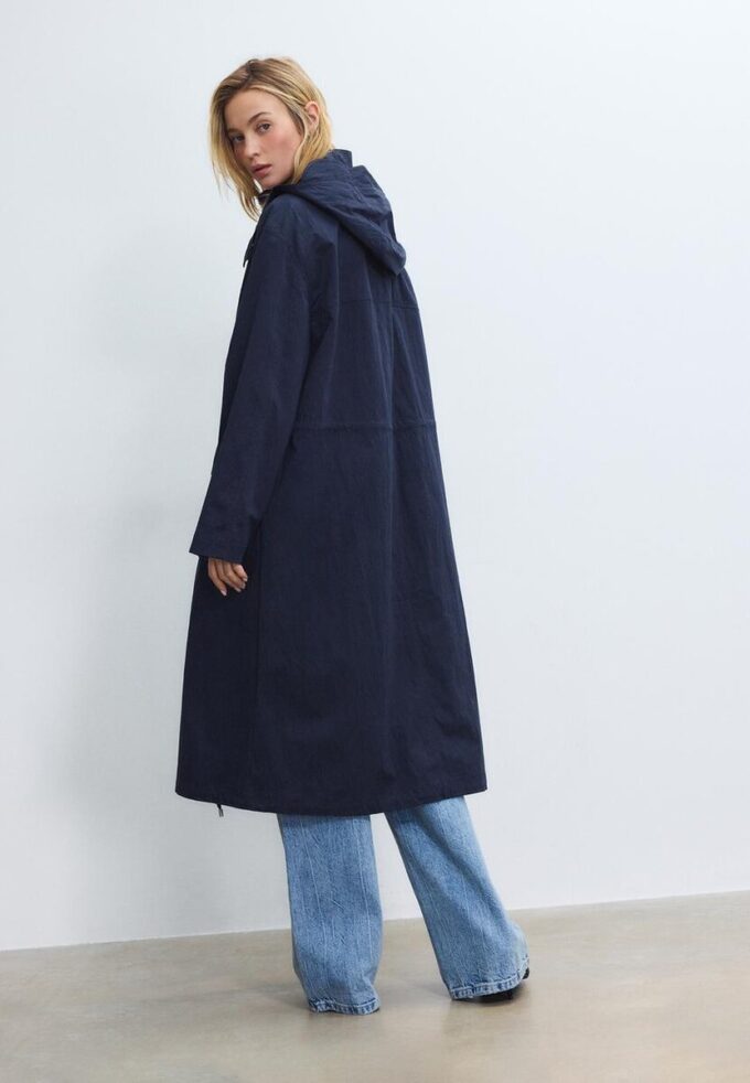 Parka lungo e fluido Parka lungo e fluido