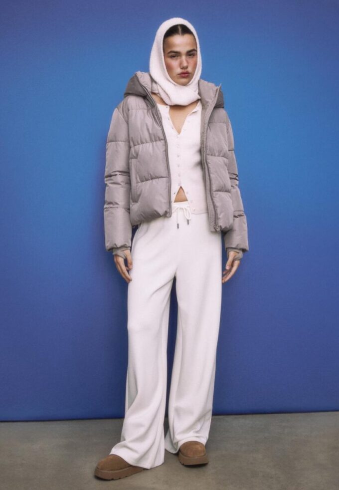 Piumino basic con cappuccio