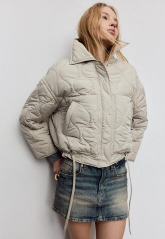 Piumino con cappuccio