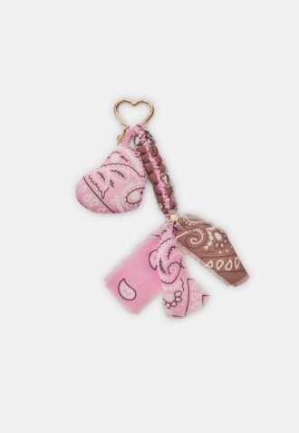 Portachiavi con ciondolo a forma di cuore e bandana