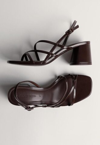 Sandali con tacco largo