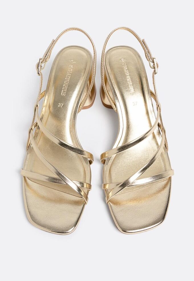 Sandali con tacco largo