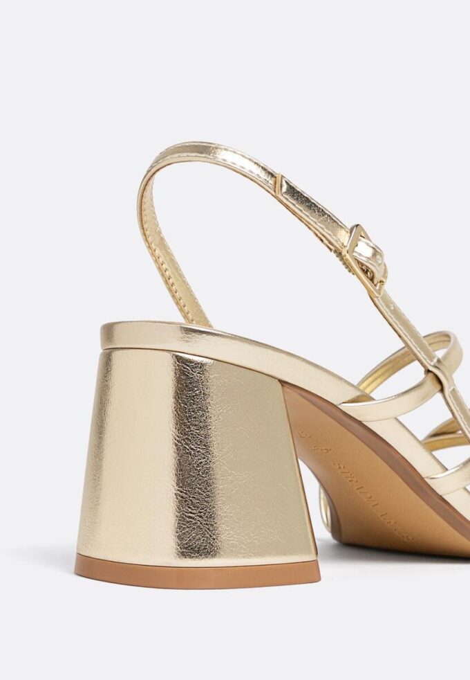 Sandali con tacco largo