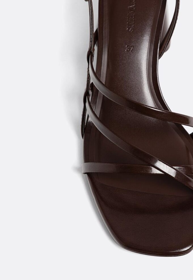 Sandali con tacco largo