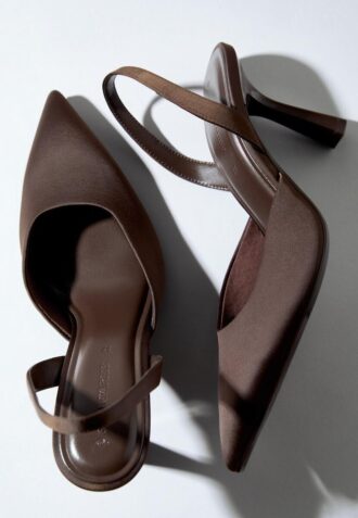 Scarpe col tacco a spillo effetto satinato