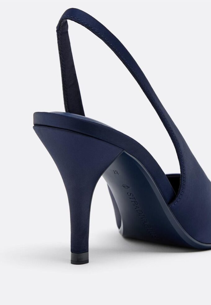 Scarpe col tacco effetto raso