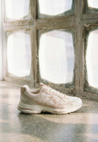 Scarpe da ginnastica con dettaglio