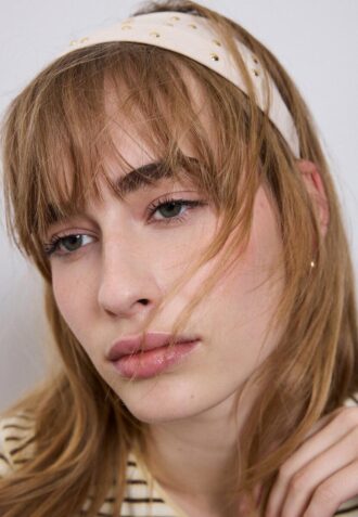 Set di 2 cerchietti in pelliccia con borchie