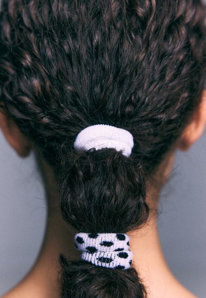 Set di 5 bracciali in pelliccia