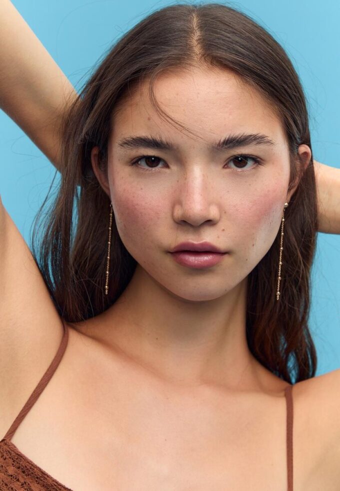 Set di 9 orecchini a cuore e a cerchio