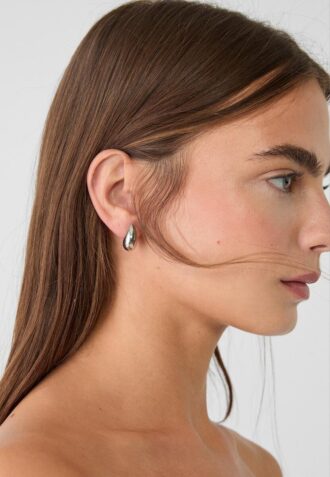 Set di 9 paia di mini orecchini a goccia