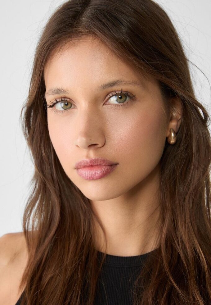 Set di 9 paia di mini orecchini a goccia