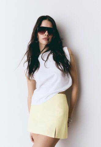 Skort con spacco laterale
