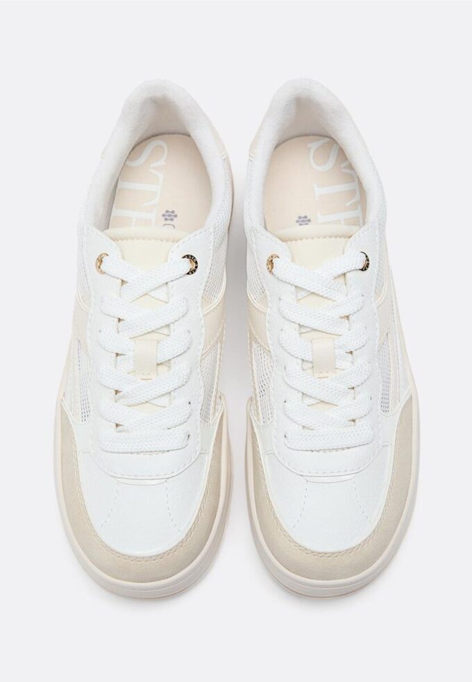 Sneakers con plateau traforate