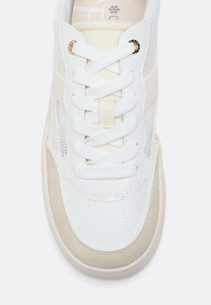 Sneakers con plateau traforate