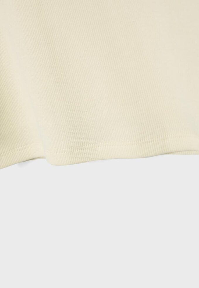 T-shirt a canotta a costine