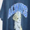 T-shirt a maniche corte con grafica e applicazione T-shirt a maniche corte con grafica e applicazione
