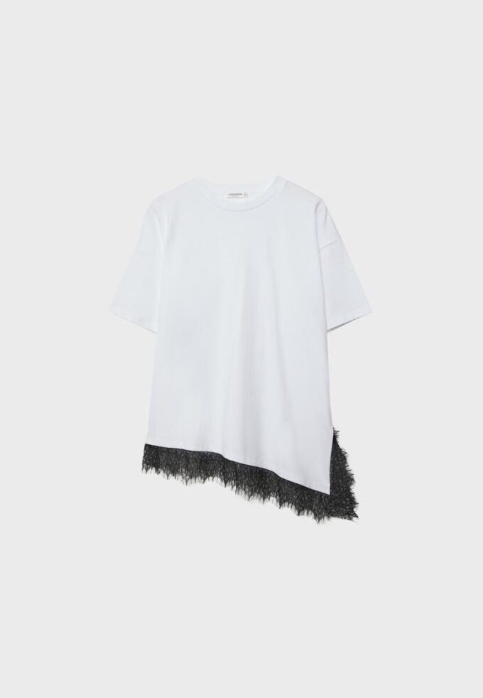T-shirt a maniche corte con orlo in pizzo T-shirt a maniche corte con orlo in pizzo