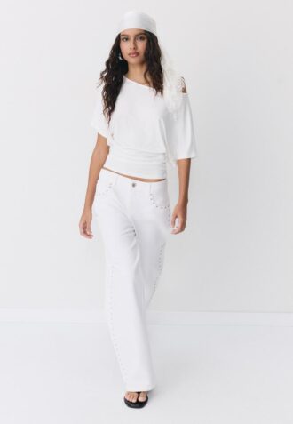 T-shirt a maniche corte con scollo a barchetta