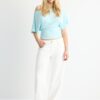 T-shirt a maniche corte con scollo a barchetta