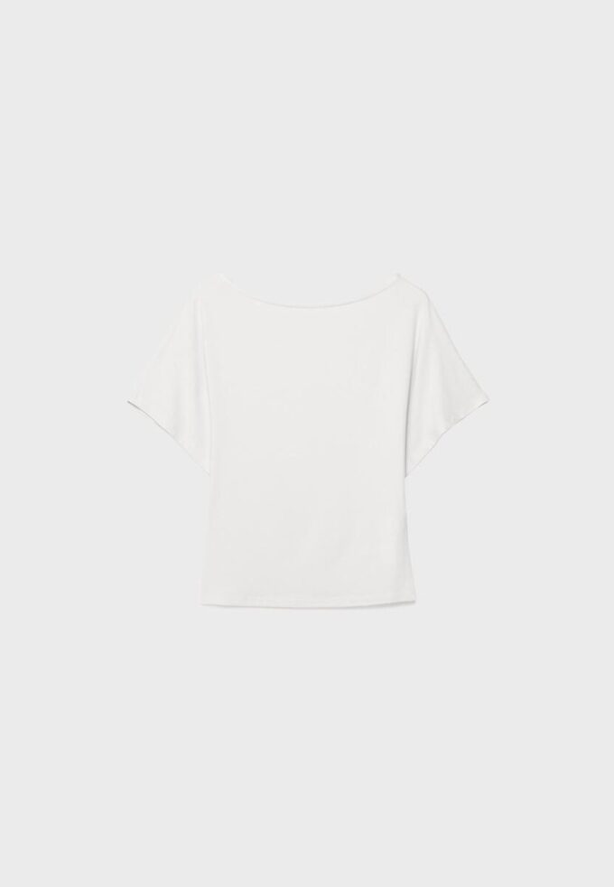 T-shirt a maniche corte con scollo a barchetta T-shirt a maniche corte con scollo a barchetta