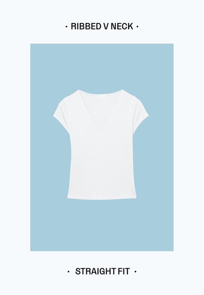 T-shirt a maniche corte con scollo a V T-shirt a maniche corte con scollo a V