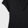 T-shirt a maniche corte con scollo a V