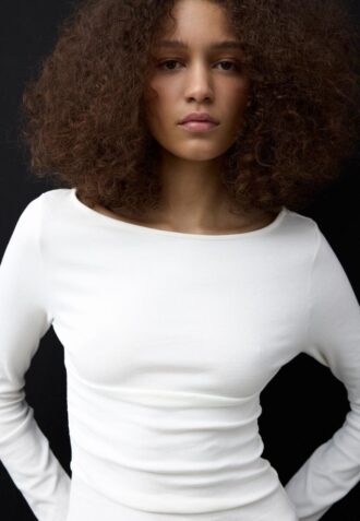 T-shirt a maniche lunghe con arricciatura