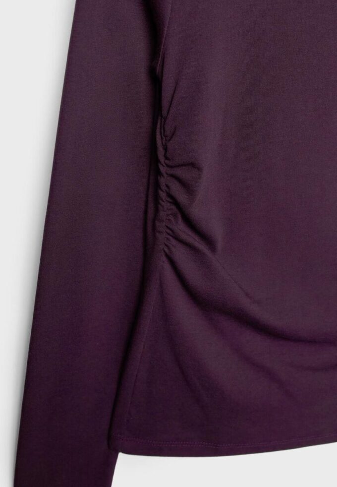 T-shirt a maniche lunghe con arricciatura