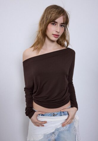 T-shirt asimmetrica in modal