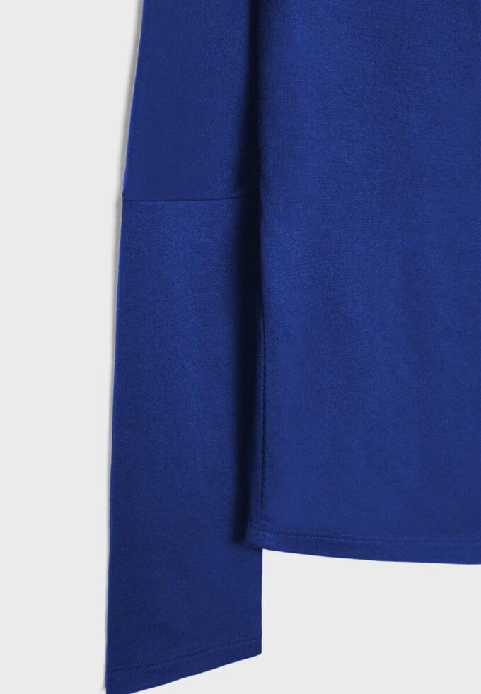 T-shirt asimmetrica in modal