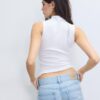 T-shirt senza maniche con collo a imbuto