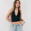 Top con scollo all’americana e laccio arricciato Top con scollo all’americana e laccio arricciato