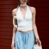 Top con scollo all’americana e laccio arricciato Top con scollo all’americana e laccio arricciato