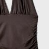 Top con scollo all’americana e laccio arricciato Top con scollo all’americana e laccio arricciato