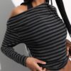 Top con scollo asimmetrico