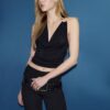 Top con scollo drappeggiato Top con scollo drappeggiato