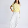 Top in maglia rustica con scollo a barchetta
