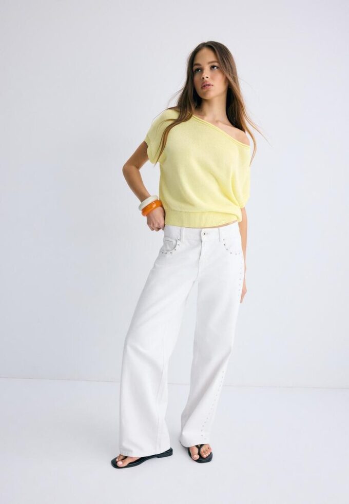 Top in maglia rustica con scollo a barchetta