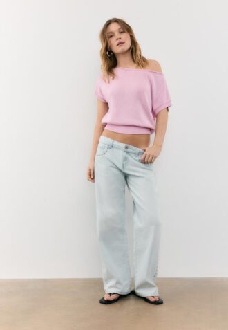 Top in maglia rustica con scollo a barchetta