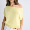 Top in maglia rustica con scollo a barchetta