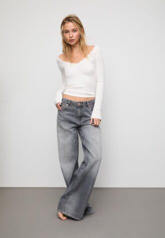 Top in pizzo senza cuciture