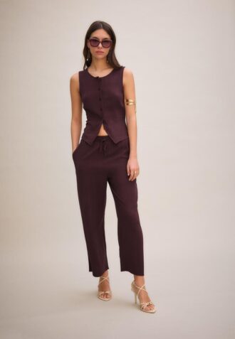 Top senza maniche abbottonato