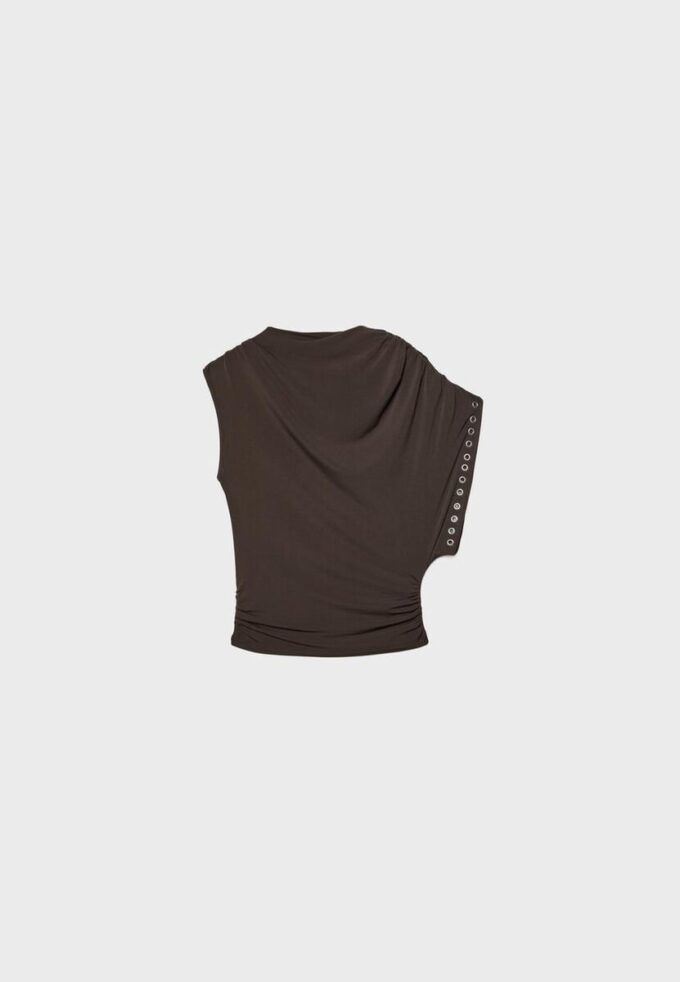 Top senza maniche asimmetrico con borchie
