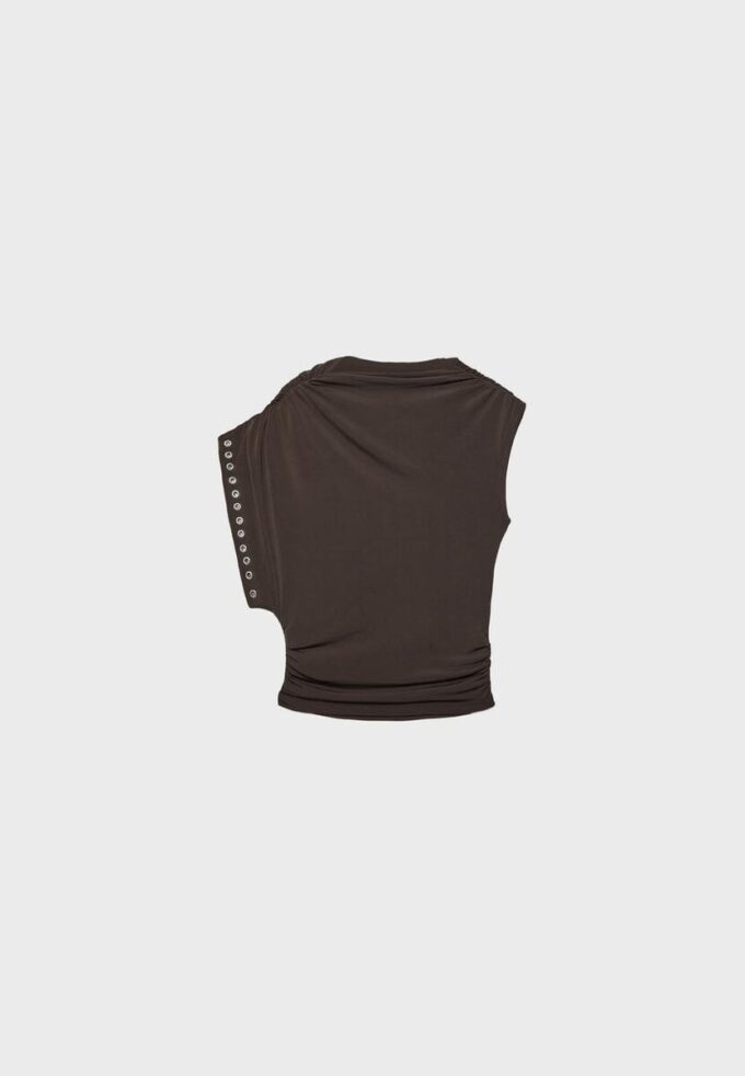 Top senza maniche asimmetrico con borchie