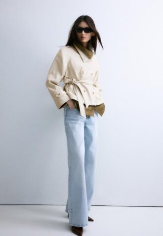 Trench a collo alto effetto pelle