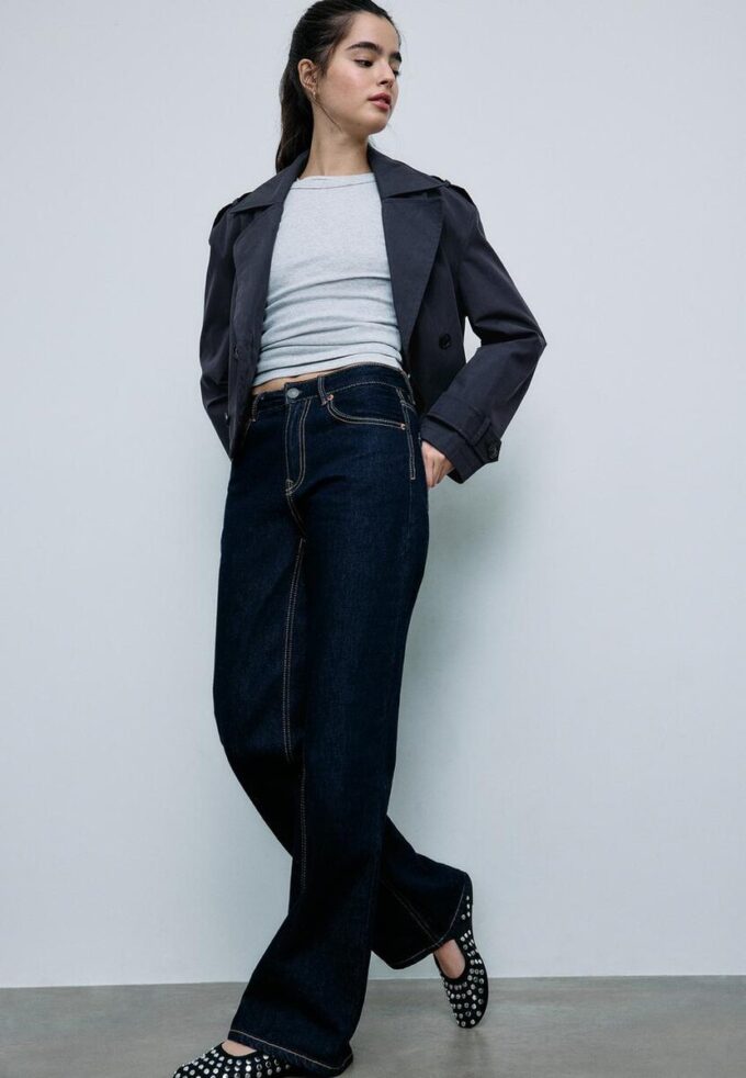 Trench corto a doppio petto