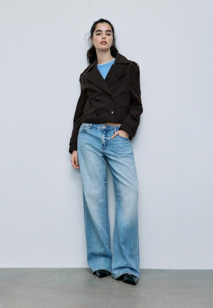 Trench corto a doppio petto Trench corto a doppio petto