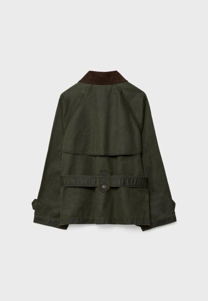 Trench corto cerato con cintura